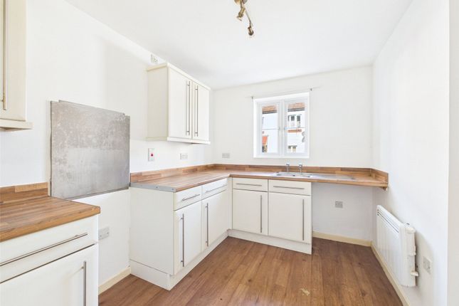 6, Craddock Close, Devon photo 4