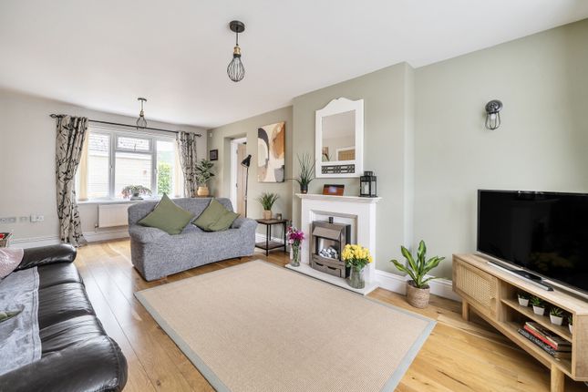 7, Pottersfield Road, Cheltenham photo 4