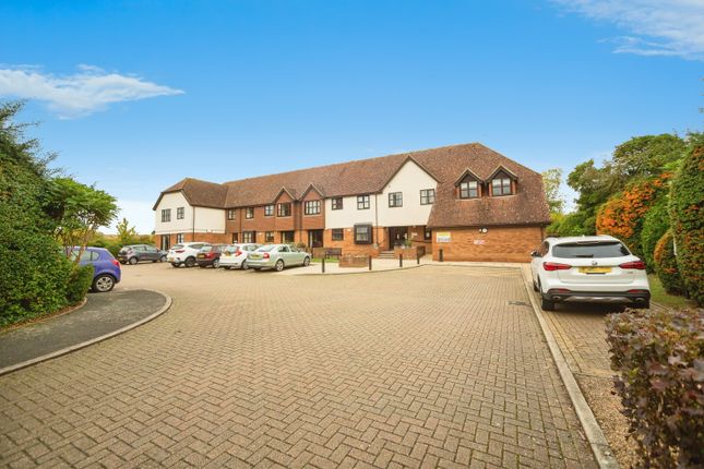 28, Willow Grange, Tilley Close, Rochester photo 2