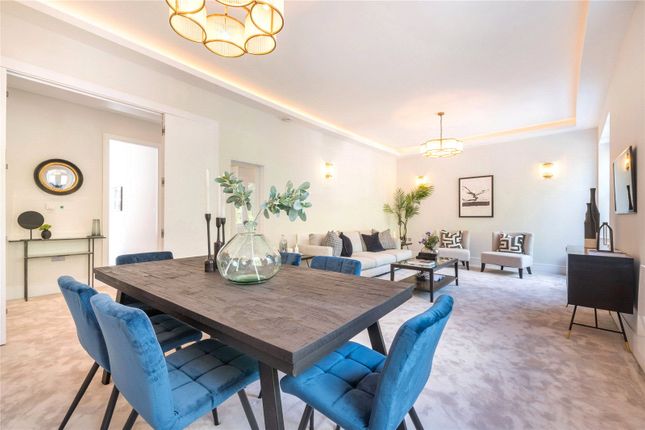 Flat to rent in Hyde Park Crescent, Connaught Village