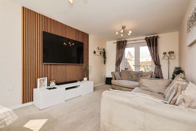 39, Brythill Drive, Brierley Hill photo 4