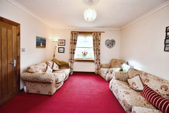 Flat for sale in Jean Armour Drive, Mauchline