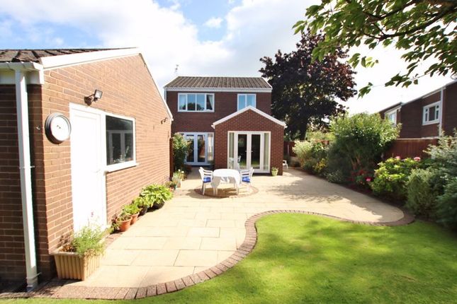 Detached house for sale in Broadlake, Willaston, Cheshire