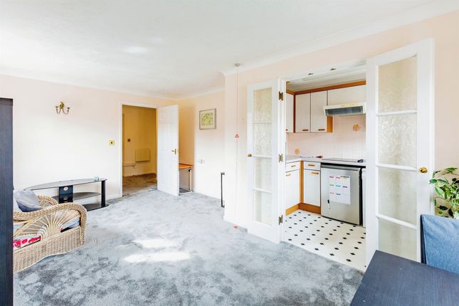Flat for sale in Albion Place, Northampton