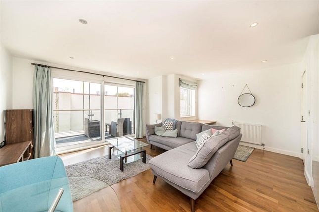 7 Cornmill House, 4, Wharf Street, Deptford photo 2