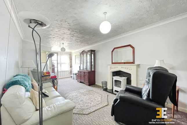 Cwrt Sant Tudno,Apt 33, Clarence Road, Llandudno photo 3