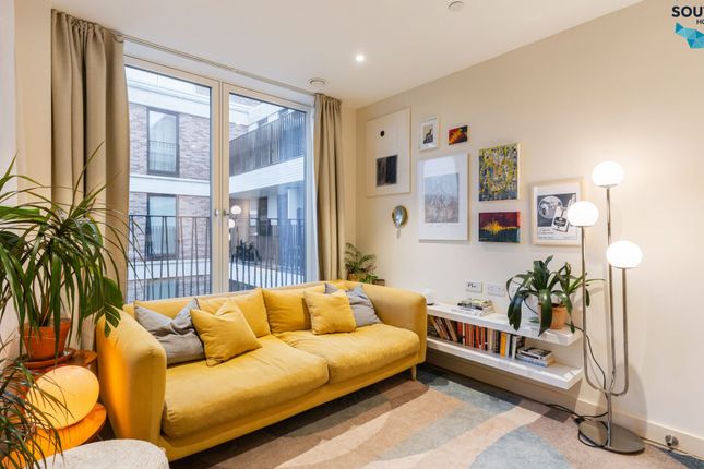 6 Monier Road, London photo 3