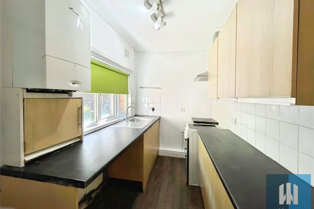 23, Moss Street, Huddersfield photo 3