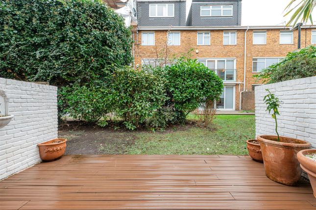 Property for sale in Meadowbank, Primrose Hill