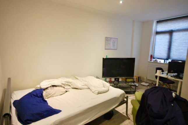 314, Slade Lane, Manchester photo 3