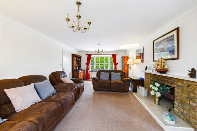 45, Fernhill Close, Suffolk photo 4