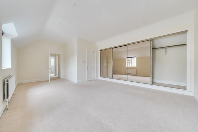 5 SHRUBLANDS DRIVE, Lightwater, Lightwater photo 2
