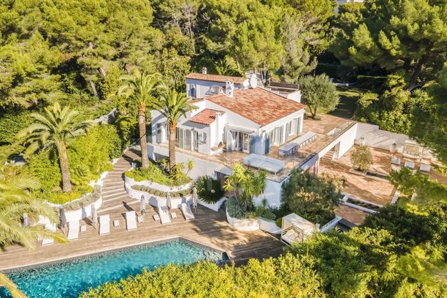 Villa for sale in Cannes, Super Cannes, 06400, France