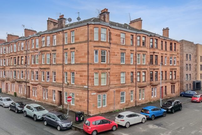 Thumbnail Flat for sale in Niddrie Road, Queens Park, Glasgow