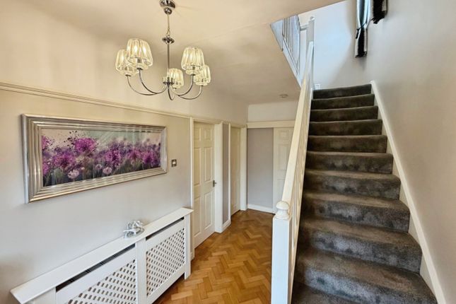 27, Clydesdale, Whitby photo 3