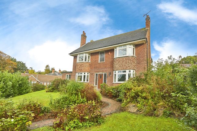 Thumbnail Detached house for sale in Midway Road, Swadlincote