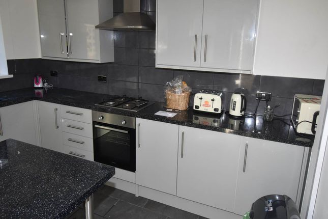 Glanbrydan Avenue, Uplands Swansea photo 2