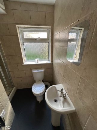 Flat 4, Burnham Avenue, Cardiff photo 4