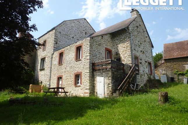 Thumbnail Villa for sale in Naillat, Creuse, Nouvelle-Aquitaine