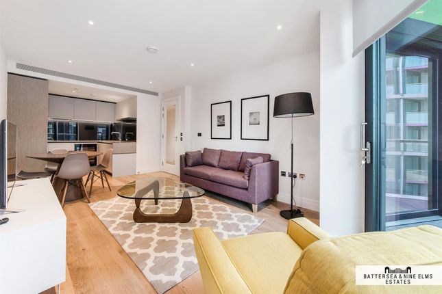 Thumbnail Flat for sale in Riverlight Quay, London