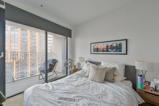 Thumbnail Flat for sale in Corson House, Canning Town, London