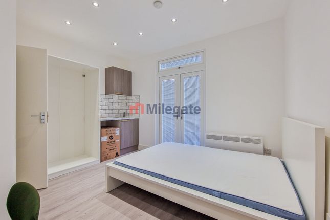 127, Cumberland Avenue, Southend-On-Sea photo 5