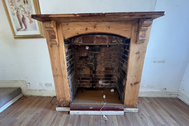 165 Birmingham Road, Nuneaton photo 2