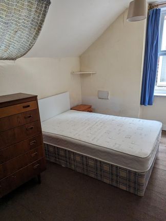 101 Bed 2.Jpg
