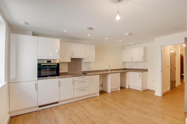 Alice Court, Burgess Hill photo 2