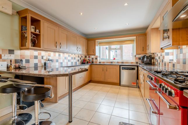 2, Cherrywood Court, Gloucester photo 4