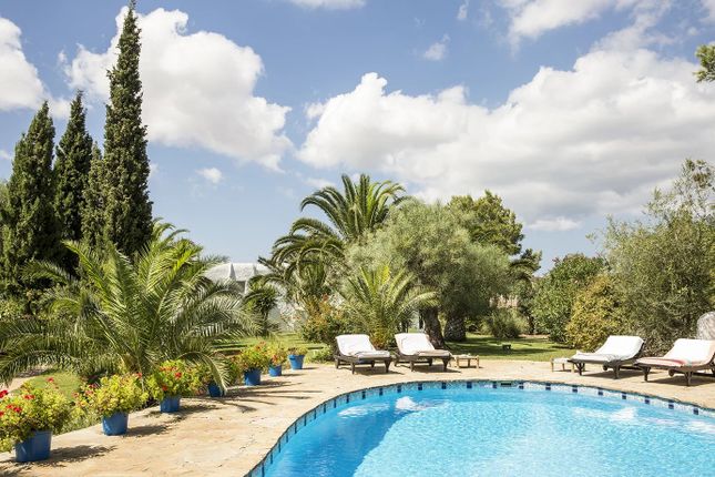 Villa for sale in Sant Rafel De La Creu, Ibiza, Ibiza
