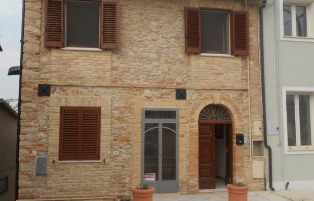 Thumbnail Apartment for sale in Cugnoli, Pescara, Abruzzo