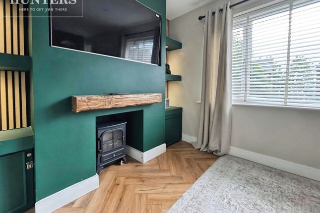 34, Monkspring, Barnsley photo 3