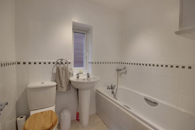 End terrace house for sale in Tudor Close, Brough
