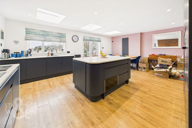 11 Olive Close, Norwich photo 4