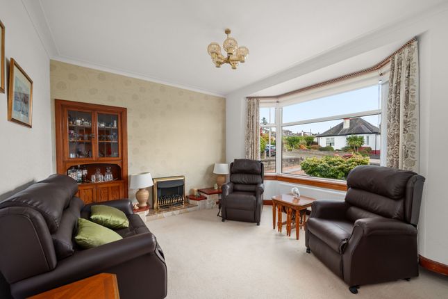 16 Robson Street, Dundee photo 3