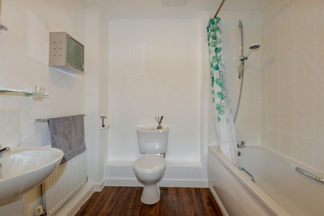 Flat for sale in Manley Gardens, Bridgwater