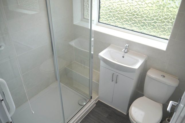 65, Briars Lane, Hatfield photo 3