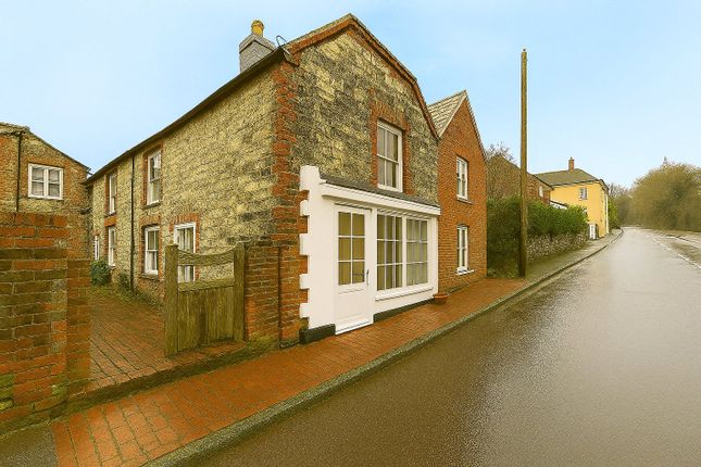 3-bed house on White House,, North Lane, Petersfield, £280,000