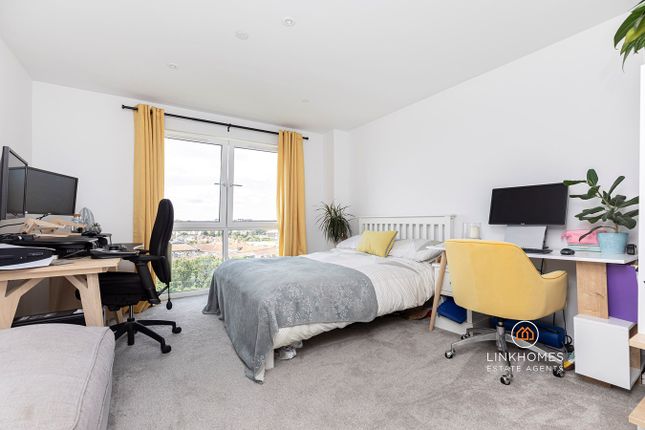 Flat for sale in Park Road, Poole