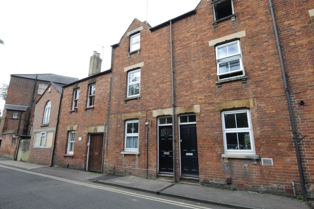 3-bed house on Upper Fisher Row, Oxford, £2,660/mo