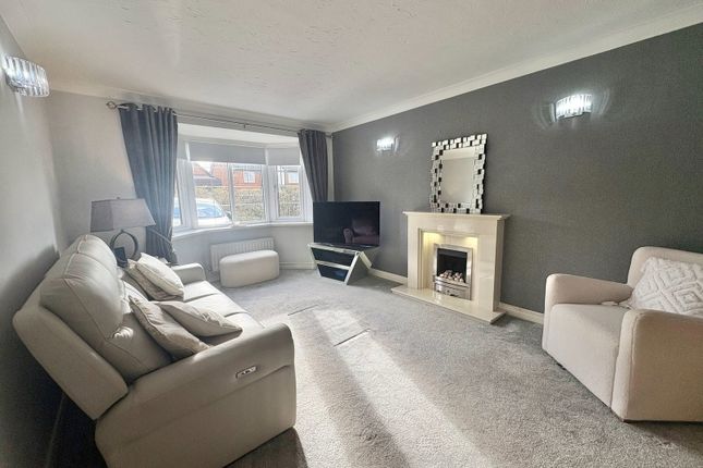 17, Sweetbriar Way, Cannock photo 2