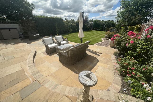 207b Hesketh Lane photo 4