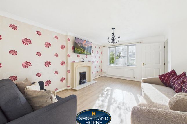 29, Furlong Road, Coventry photo 2