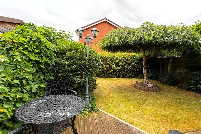 241, Meadow Road, Droitwich photo 3