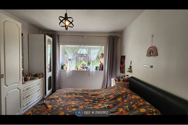Flat, Kemberton Road Selly Oak, Birmingham photo 2