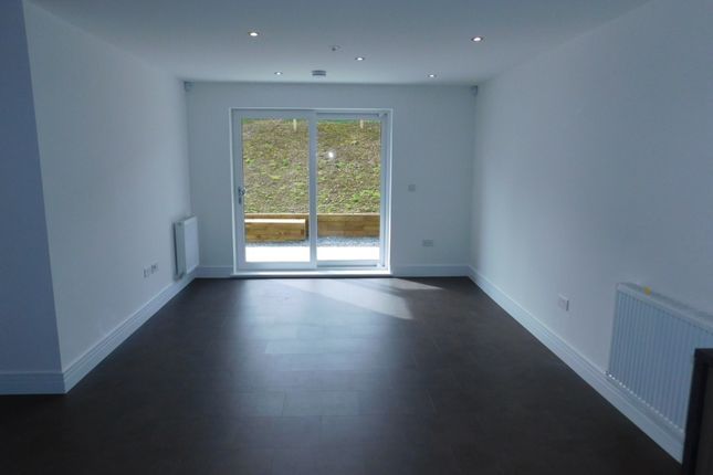 Flat to rent in Kings Gate, West End, Aberdeen