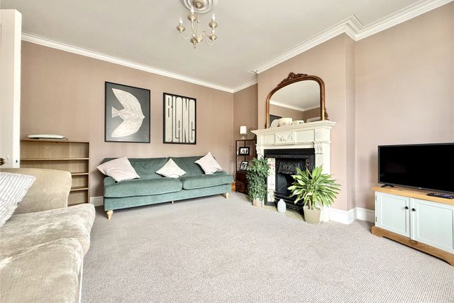 79, Hurst Road, East Sussex photo 4