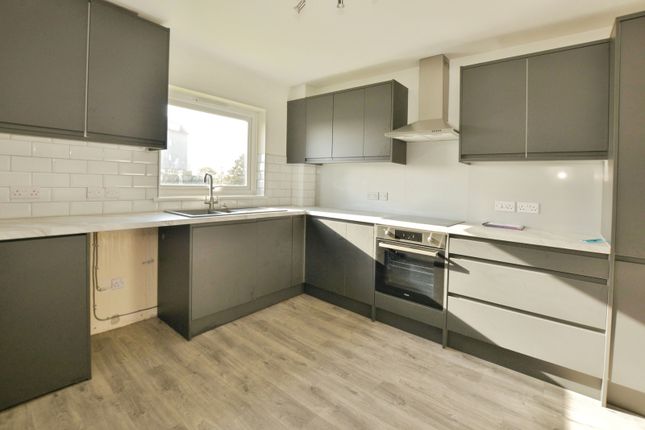 3 Dunlin Court,, Cedar Crescent, Romney Marsh photo 2