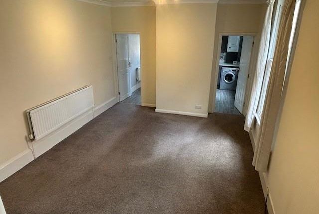Flat 2, 6, Dale Street, Leamington Spa photo 3